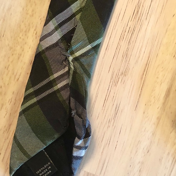 Express Men’s Tie - Picture 5 of 6